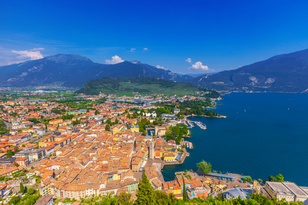 Widok z fortecy na Riva del Garda