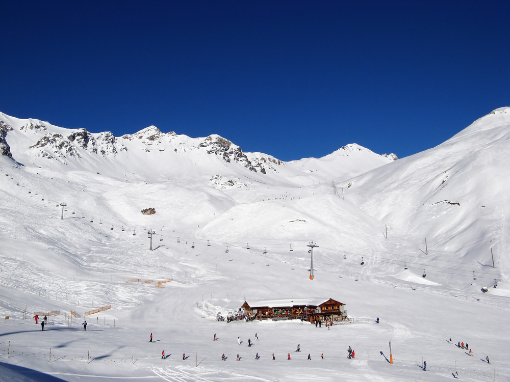 Rodzinny ośrodek narciarski w Scuol